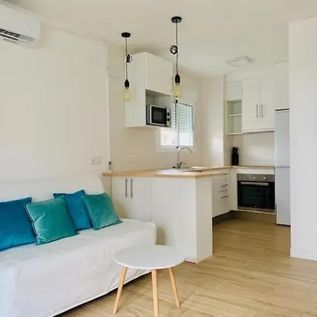 Caballo White Apartment